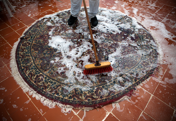 Tips to keep your oriental rugs clean